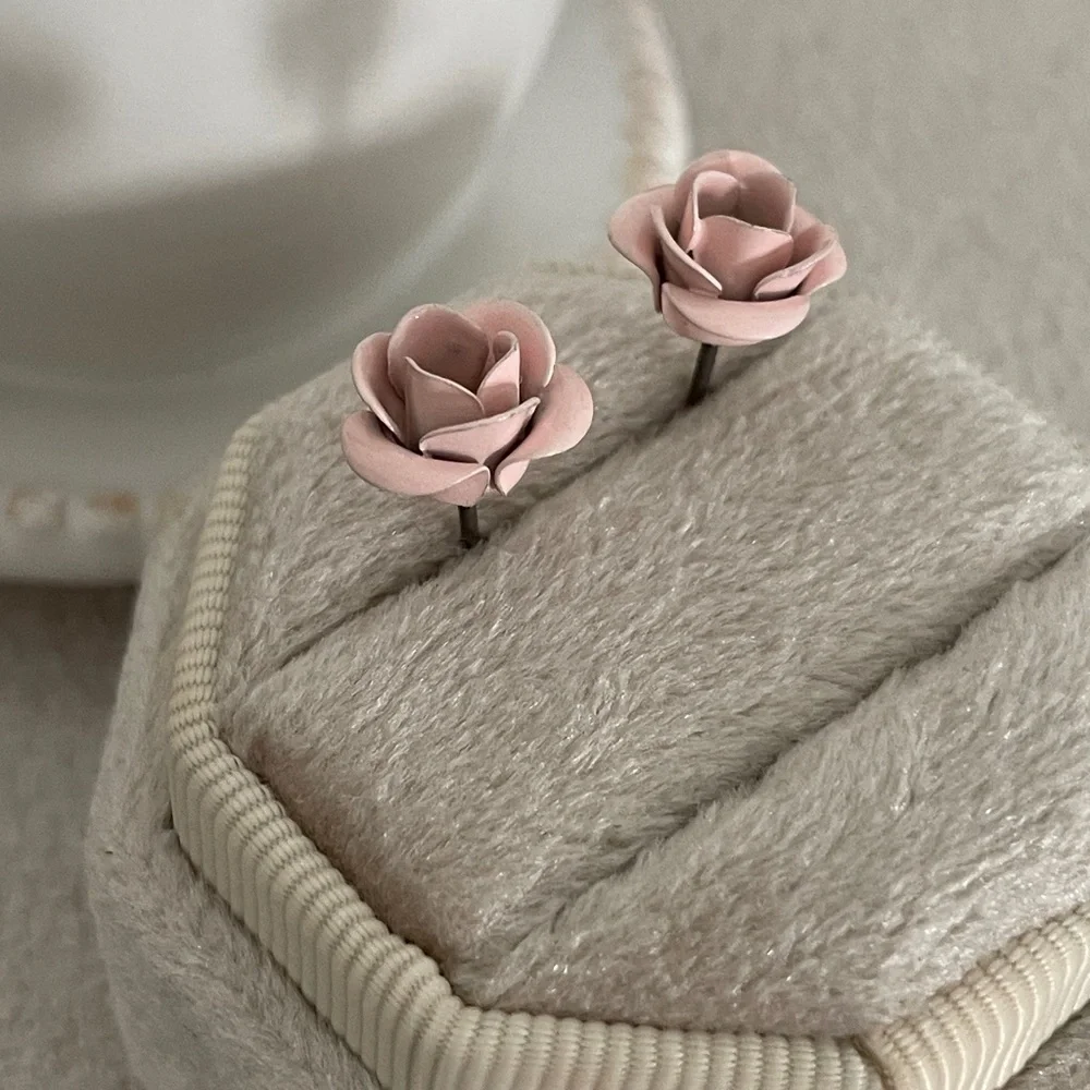 Pink rose earrings